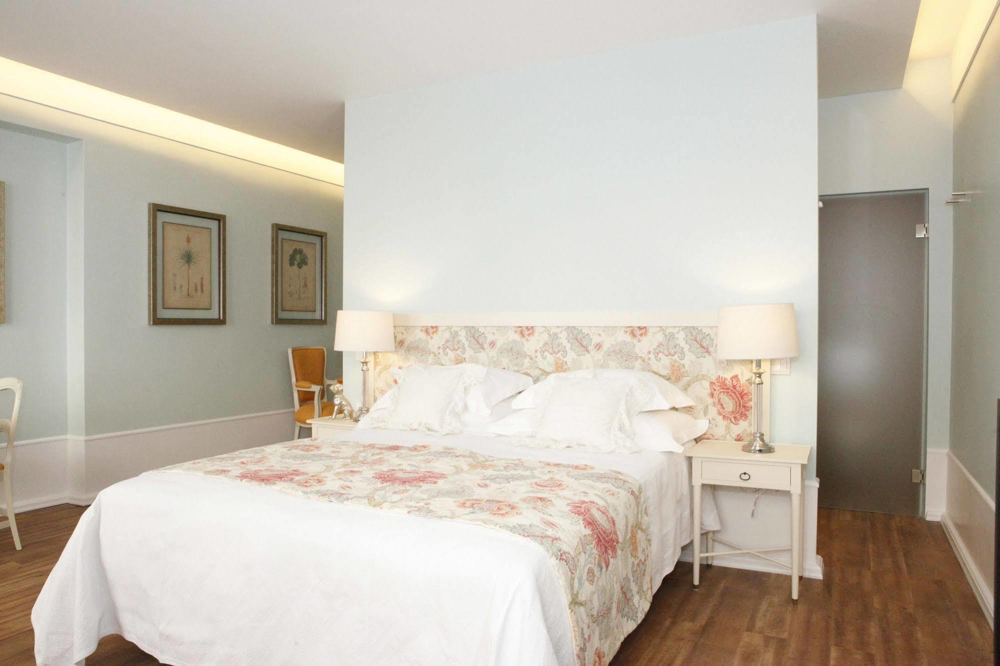 Gasthof Alecrim Ao Chiado 4*